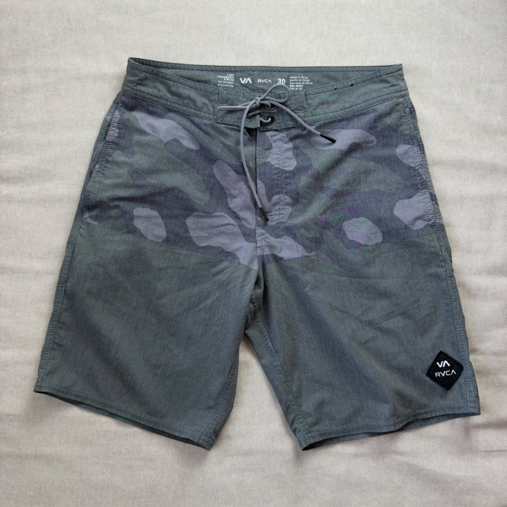 RVCA Mens Grey Camo 4 Way Performance Stretch Board Shorts Swim Trunks Size 30